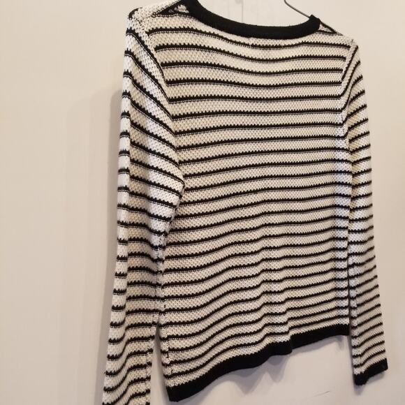 Forever 21 Black & White Acrylic Sweater Round Neck Button Down Long Sleeve Sz L - Picture 2 of 12